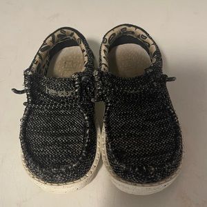 Hey dudes toddler size 7